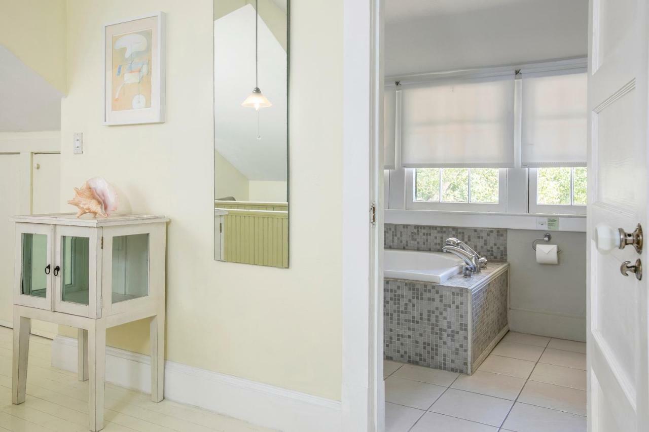 Adora Inn Mount Dora Dış mekan fotoğraf