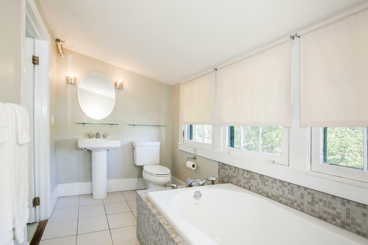 Adora Inn Mount Dora Dış mekan fotoğraf
